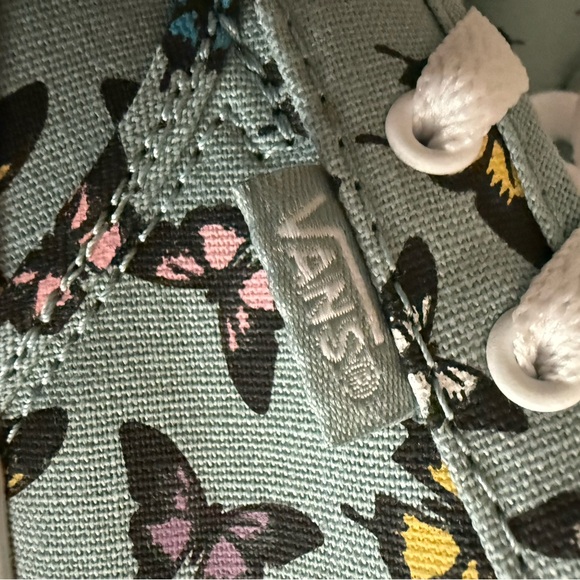 NEW Vans Atwood blue Butterfly Print slip on Sneakers missy size 5/womens 6 - Picture 3 of 7
